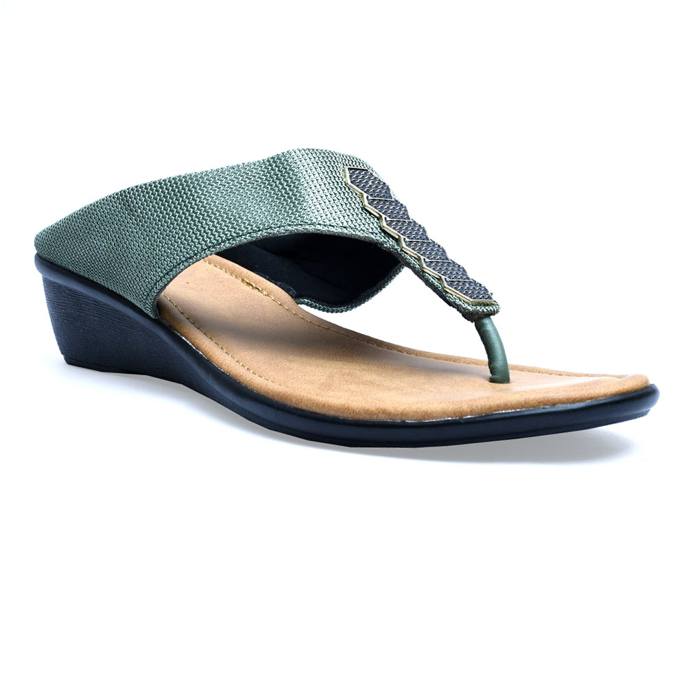 Ostro Women Wedge Chappal