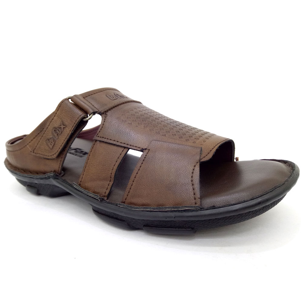 leefox chappal