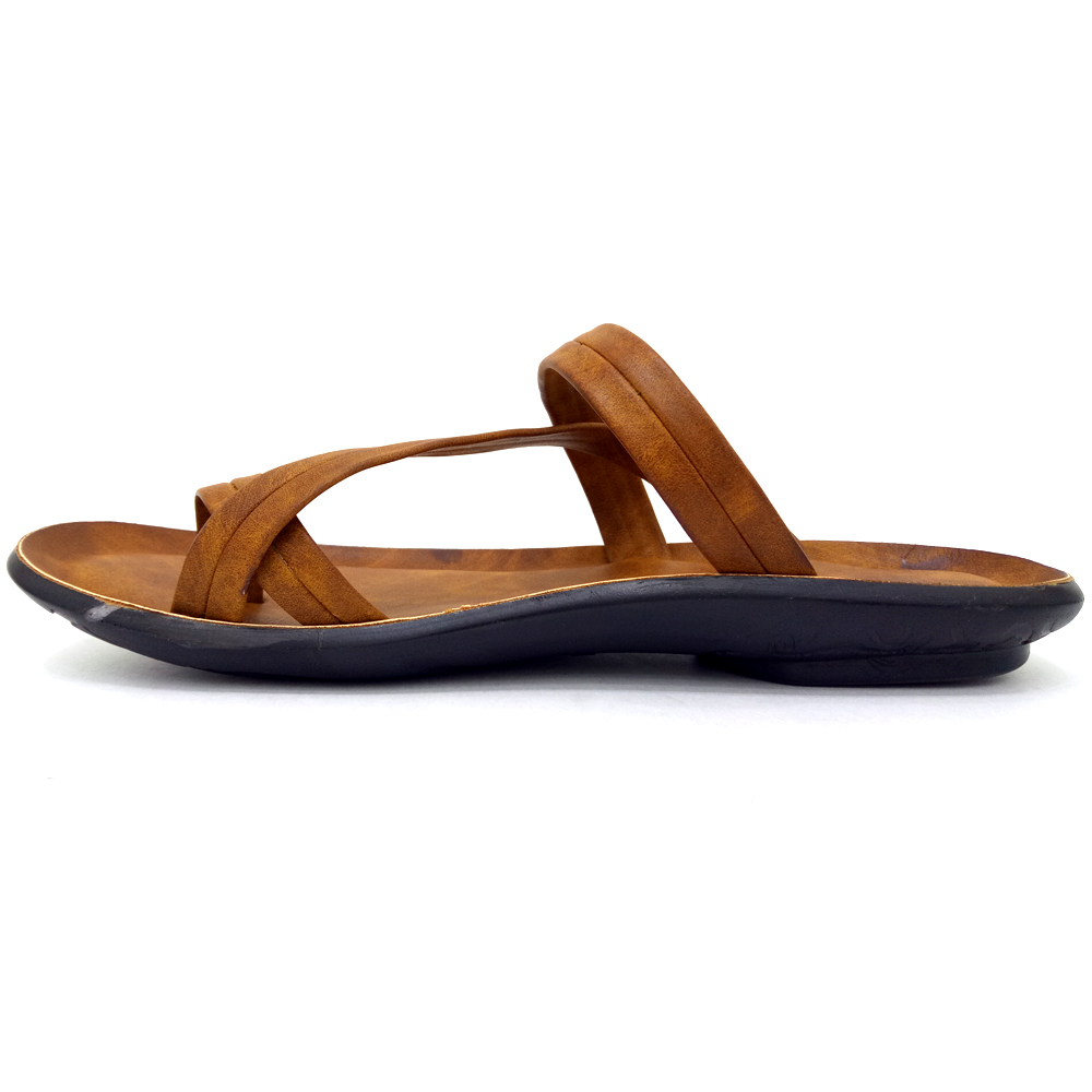 leefox chappal