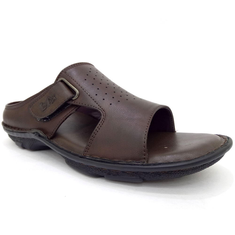 leefox chappal
